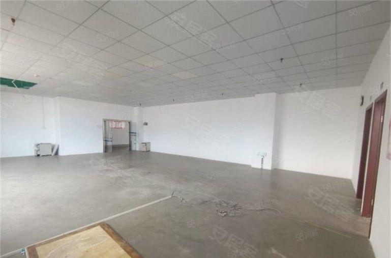 9块！临深大亚湾西区单层600平带装修低价厂房出租红本厂房