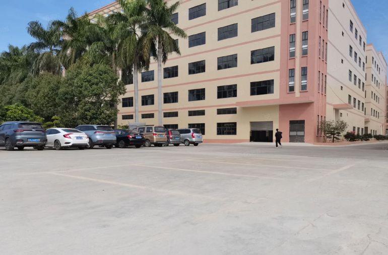 香港佬厂房出租有五金注塑工艺品环评水电过户