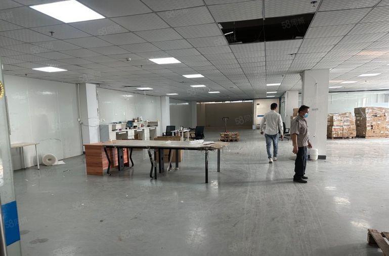 大亚湾新出带装修原房东800平楼上厂房价格便宜好停车！