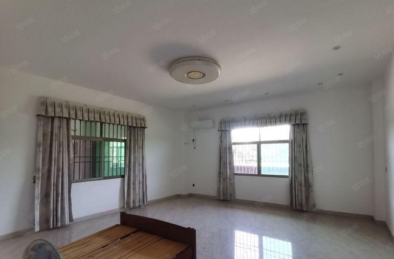 12块！大亚湾独院1300平厂房出租空地2600平原房东直租