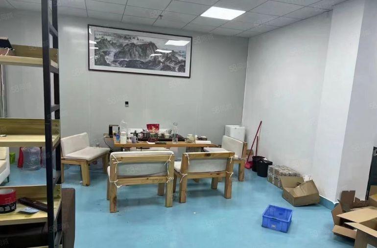 大亚湾500平方起租，共2栋独院工业园内 一楼厂房9元出租