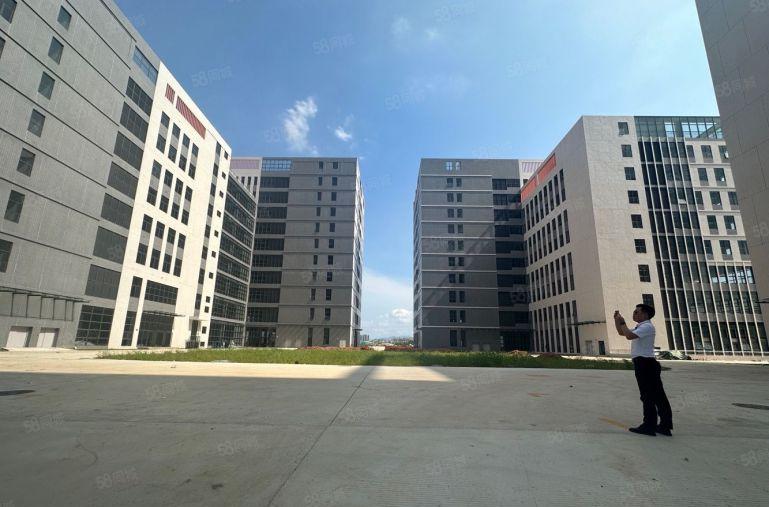 十块！大亚湾西区新出一层一千平楼上厂房仓库带装修 园区空地大