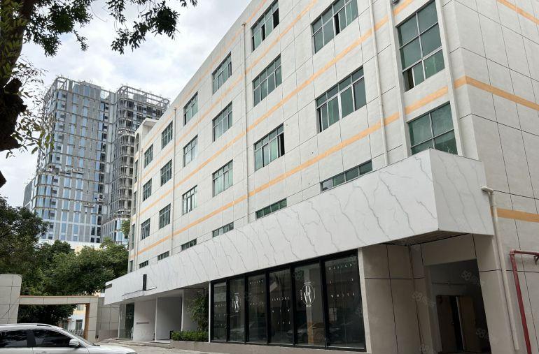 大亚湾比亚迪边楼上新出1000平精装修办公室厂房出租