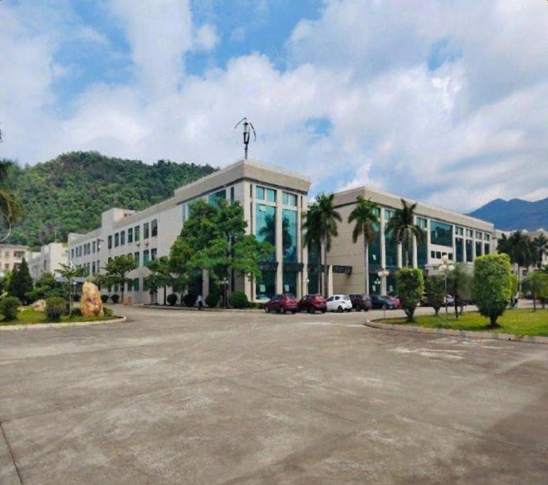 800平精装！10元一平！原房东厂房仓库出租！高使用率