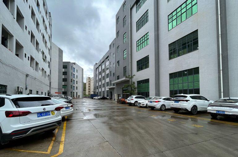 10元10元！大亚湾精装修厂房1200平米低价出租