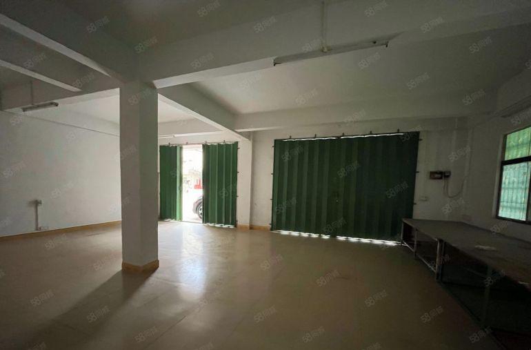 路边门面出租，面积120平，租金1200元