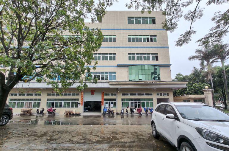 大亚湾响水河4楼1200平方原房东带装修厂房仓库出租招工方便