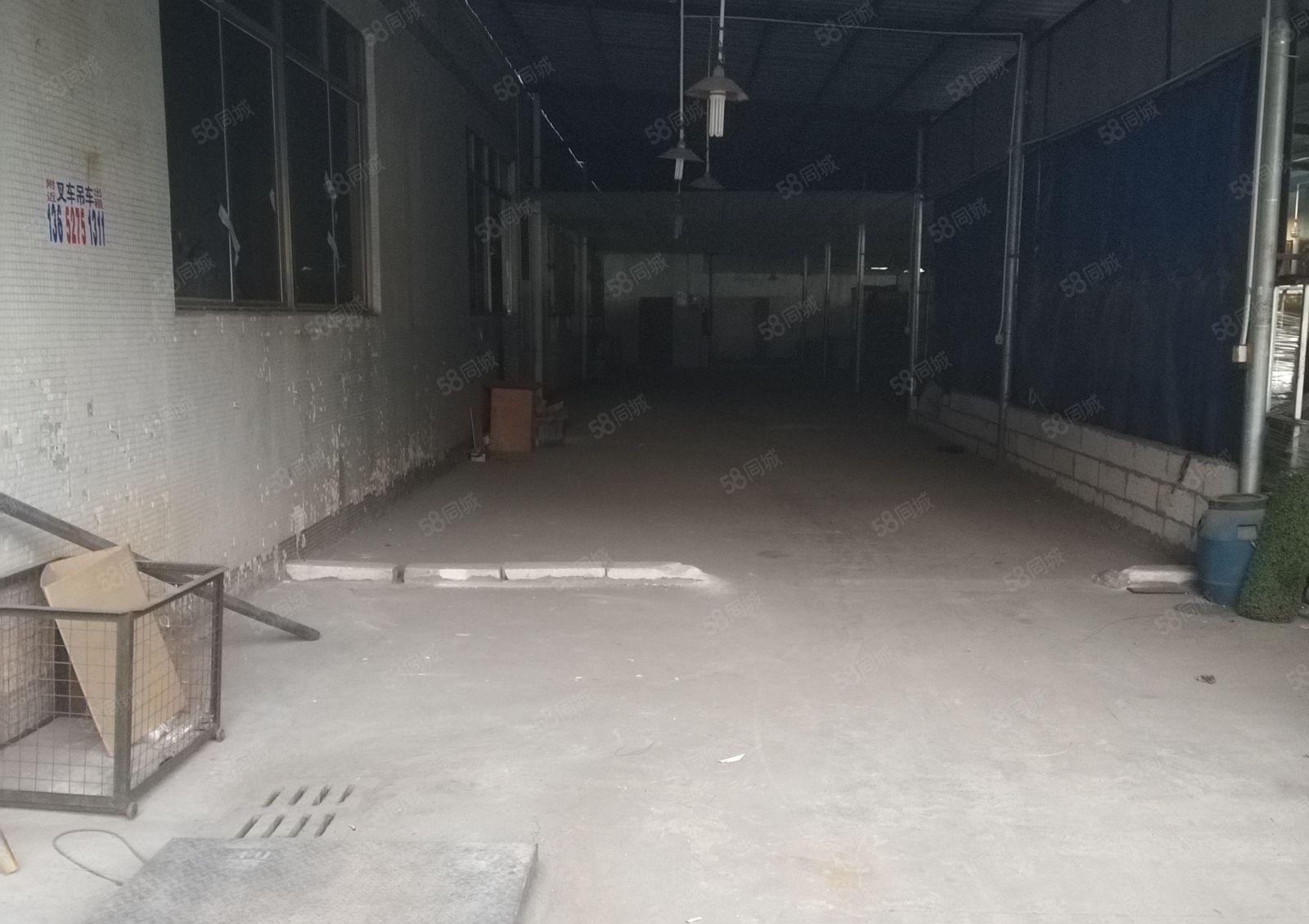 万达广场附近厂房2700出租价低