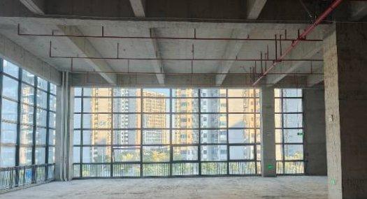 仲恺高铁站旁全新厂房出售 5楼 1116平米 290万 可零首付 全景玻璃幕墙 配备3台电梯 5吨货梯 超大卸货平台