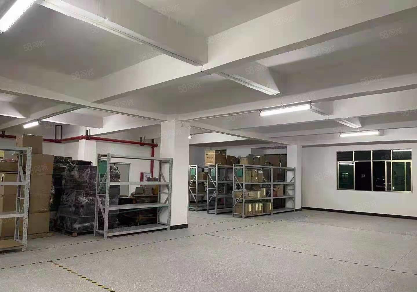 石湾镇滘吓楼上厂房出租现成装修