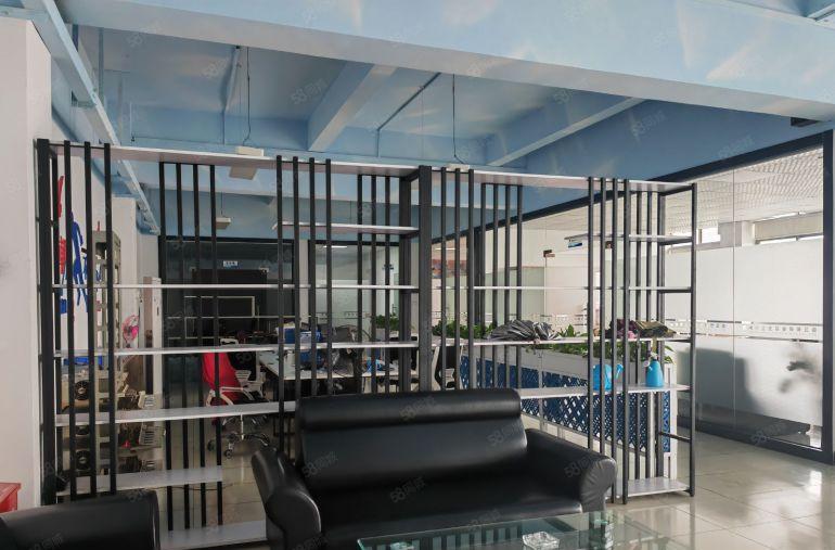 9块，9块，现成装修，