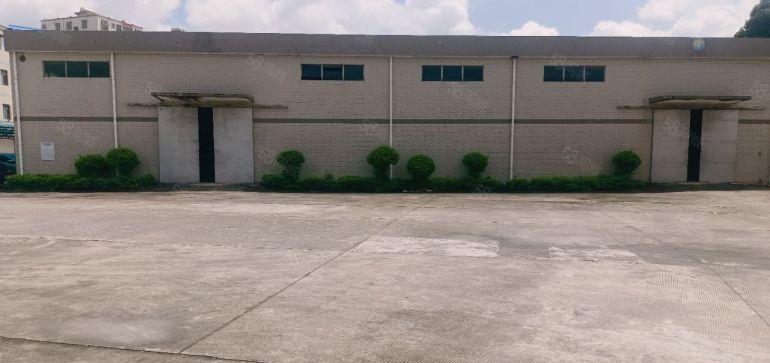 福田镇原房东自用厂房出租1820方，带现成办公装修，可办环评