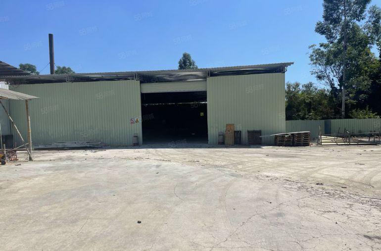 靠山边独院铁皮厂房1300平，空地1500，远离居民区