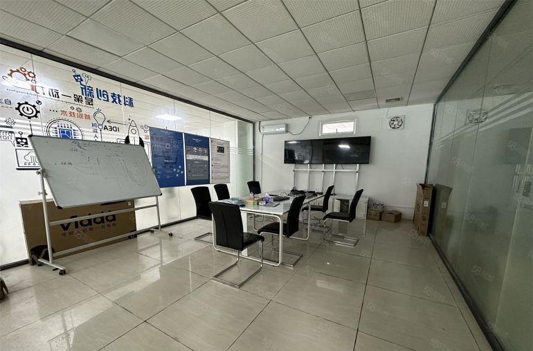 石湾老城区现成装修厂房10元出租现成水电办公室石湾科技园