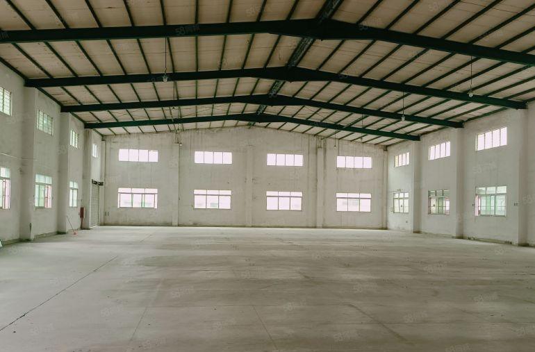 石湾村委独院单一层厂房底价出租5000平，空地超大，包办环评