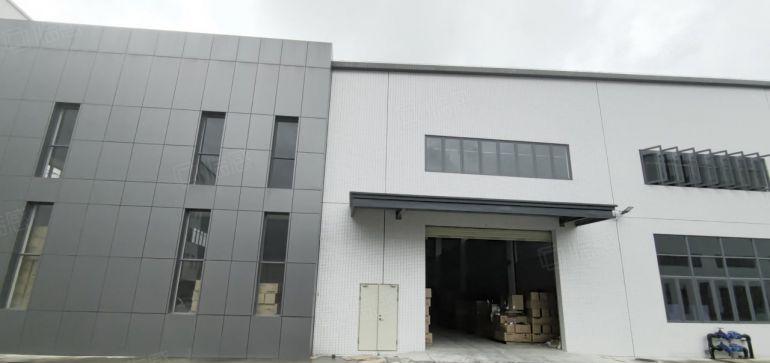 园洲镇全新砖墙单一层，滴水十米，有牛角喷淋，2000平方起租