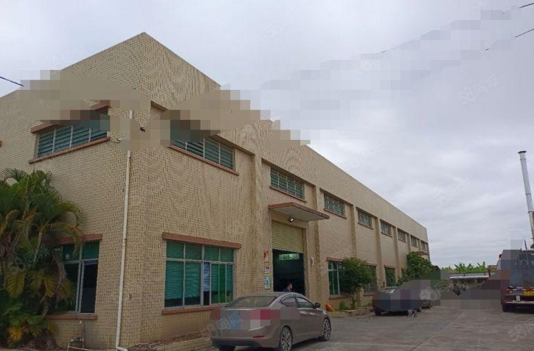 主干道边独独门院砖墙到顶厂房5100平方配套齐全空地大