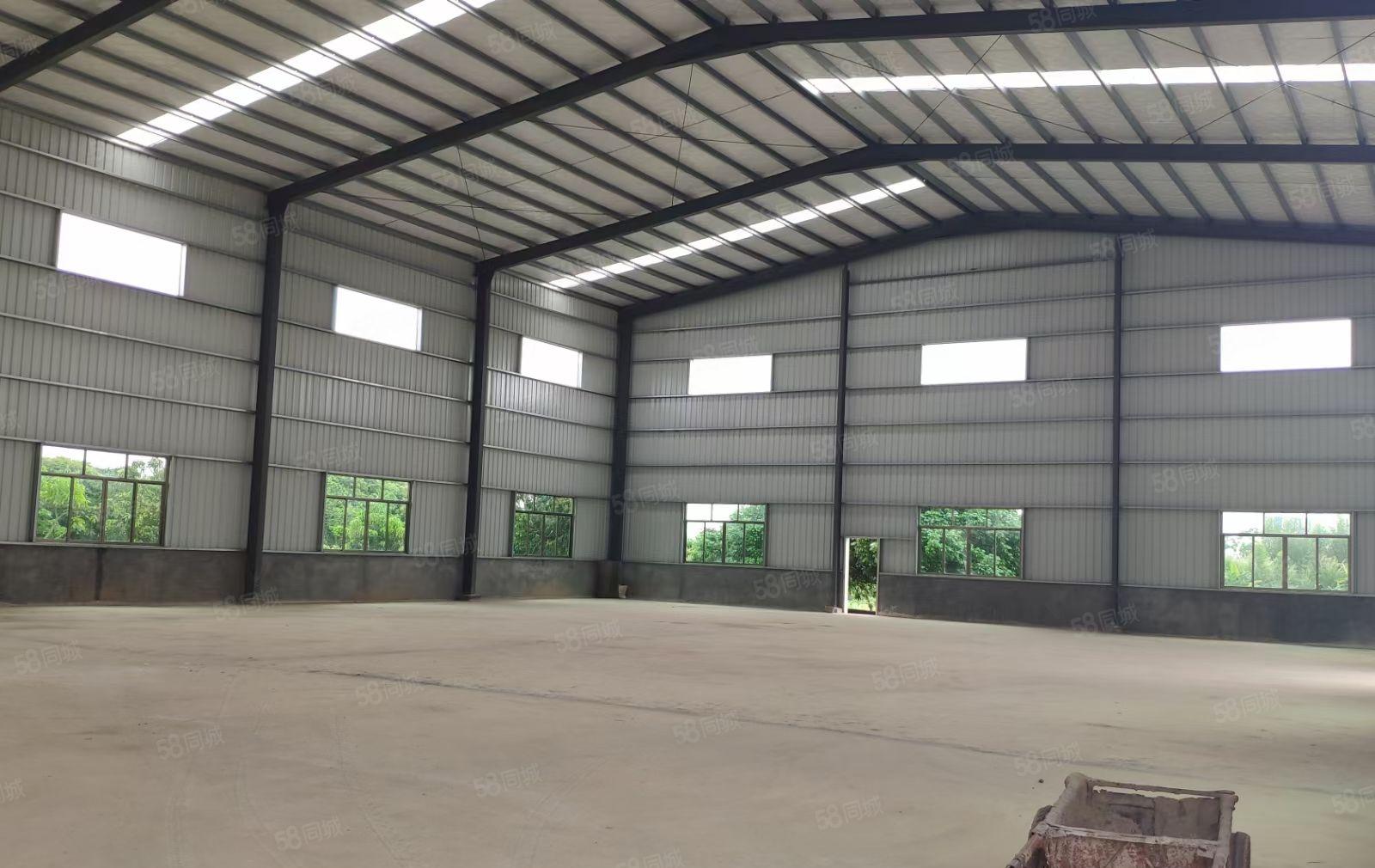 周边真正无居民钢结构厂房招租3350平方单一层，证件齐全