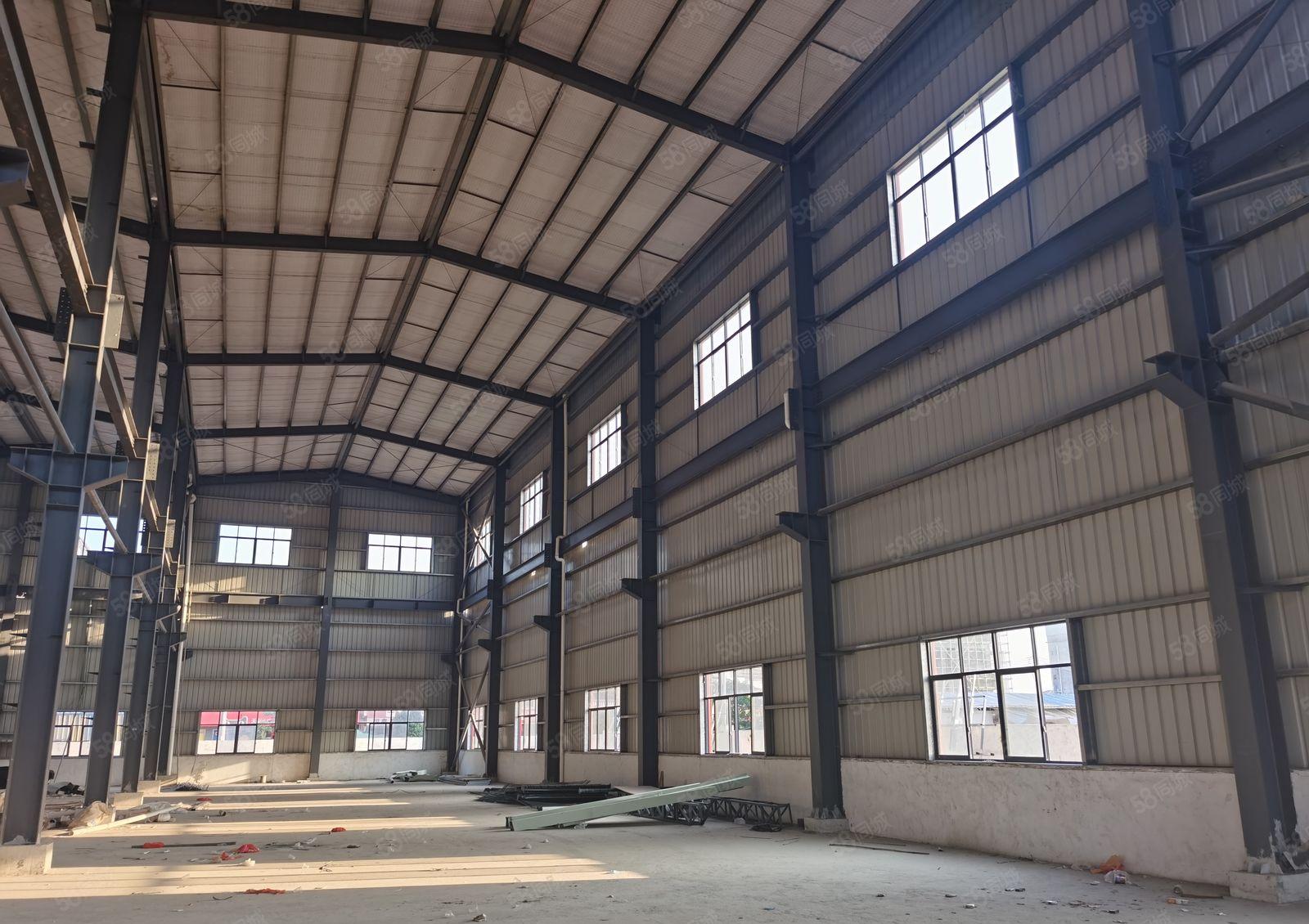 独院单一层13米滴水钢构厂房出租