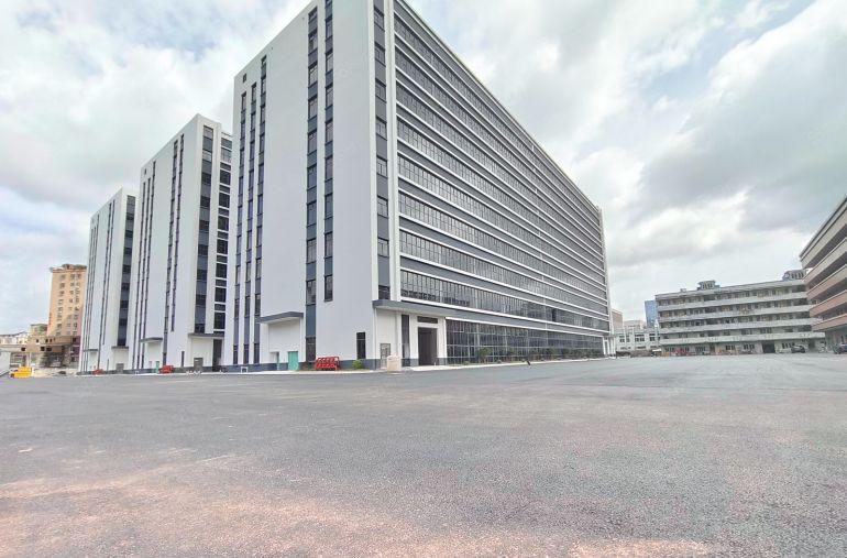 （低价出租）惠州博罗园洲原房东全新厂房110000平大小可分