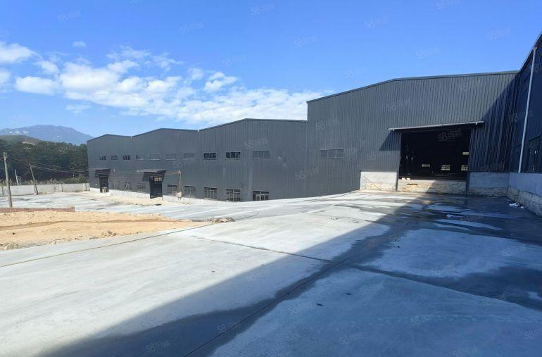 园洲镇 原房东13米高重工业钢构独院厂房12000平米出租！