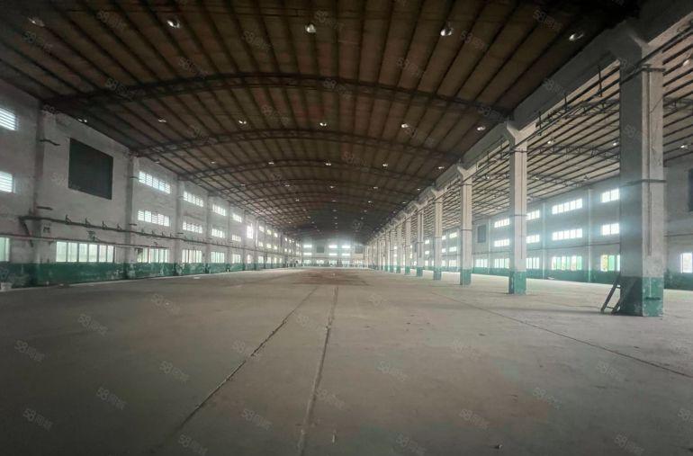 独门独院滴水10米长度130米空地12000全部硬化