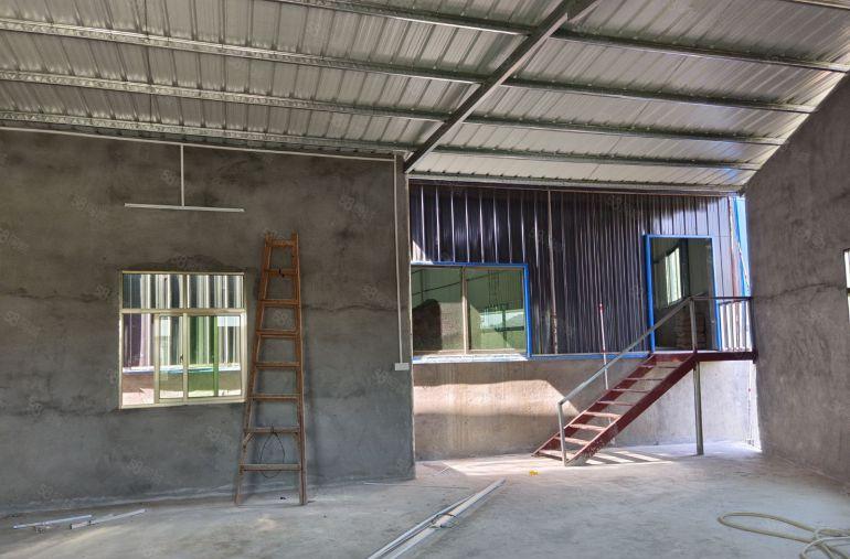 博罗龙溪独门独院原房东厂房出租，车间1500平方，大车可进