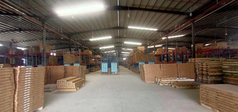 博罗县长宁镇原房东厂房低价出租，滴水12米带牛角带家具环评