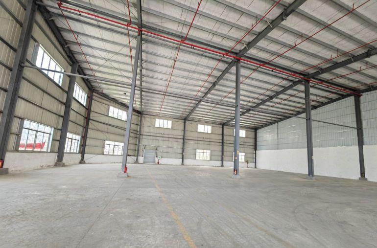 园洲上南原房东10米高钢构厂房1200平，大车随意进出无居民