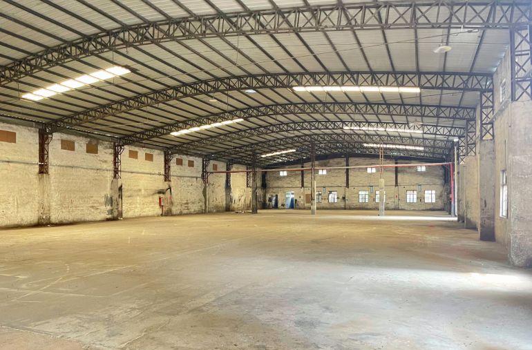 （原房东）园洲11块每平砖墙到顶单一层