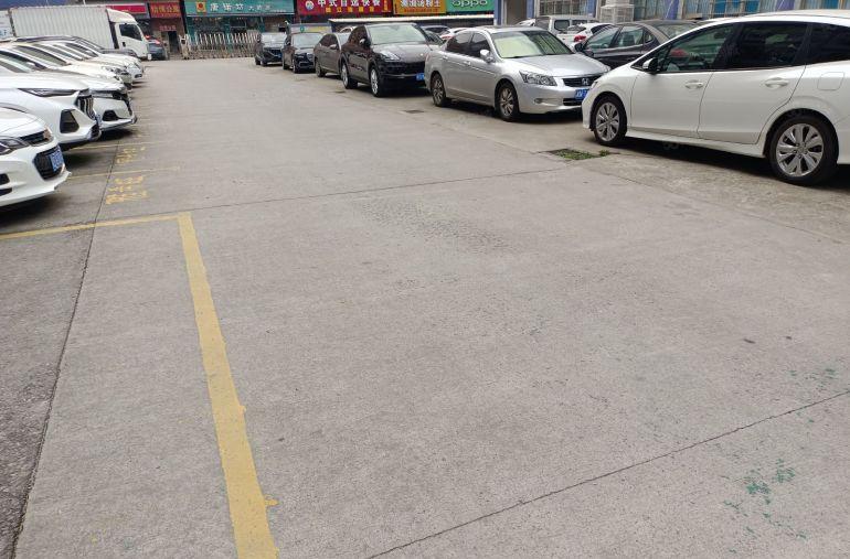 独门独院红本工业园区一楼招租，可办环评，交通便利，易招工