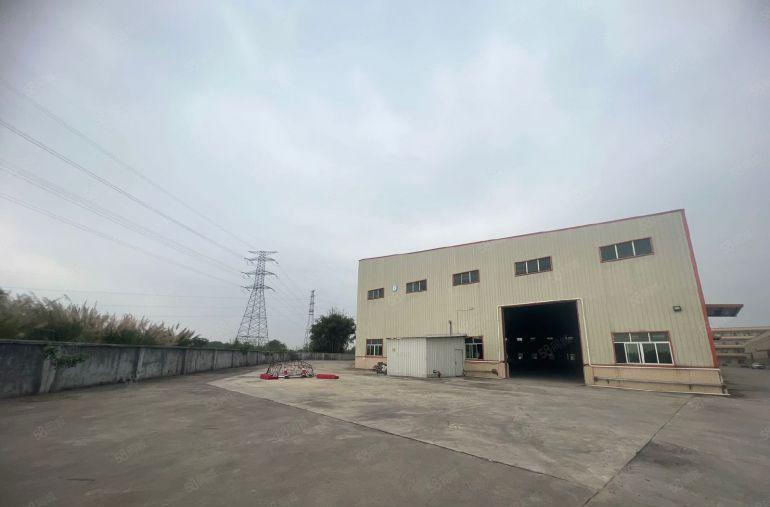 石湾镇独院钢构厂房高度10米空地2000平租15元