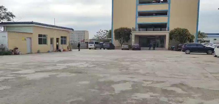 博罗园洲九潭园区单一层厂房出租，空地2000平方，高速口附近