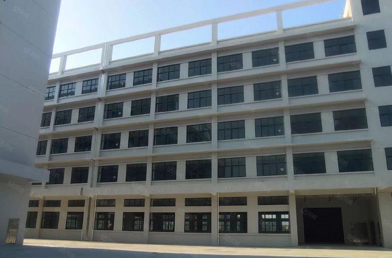 博罗石湾全新重工业M2工业厂房出租，厂房2栋可分隔独门独院。