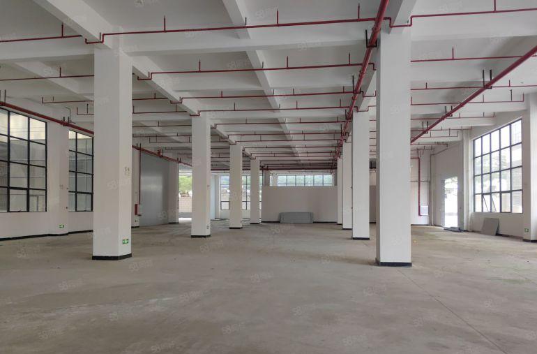 砖结构 单一层 滴水9米 可见17米大车 国道边