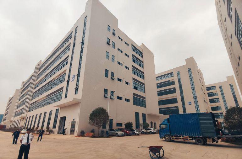 石湾镇高新产业园火爆招租，离高速路口不到一公里，享受政府补贴