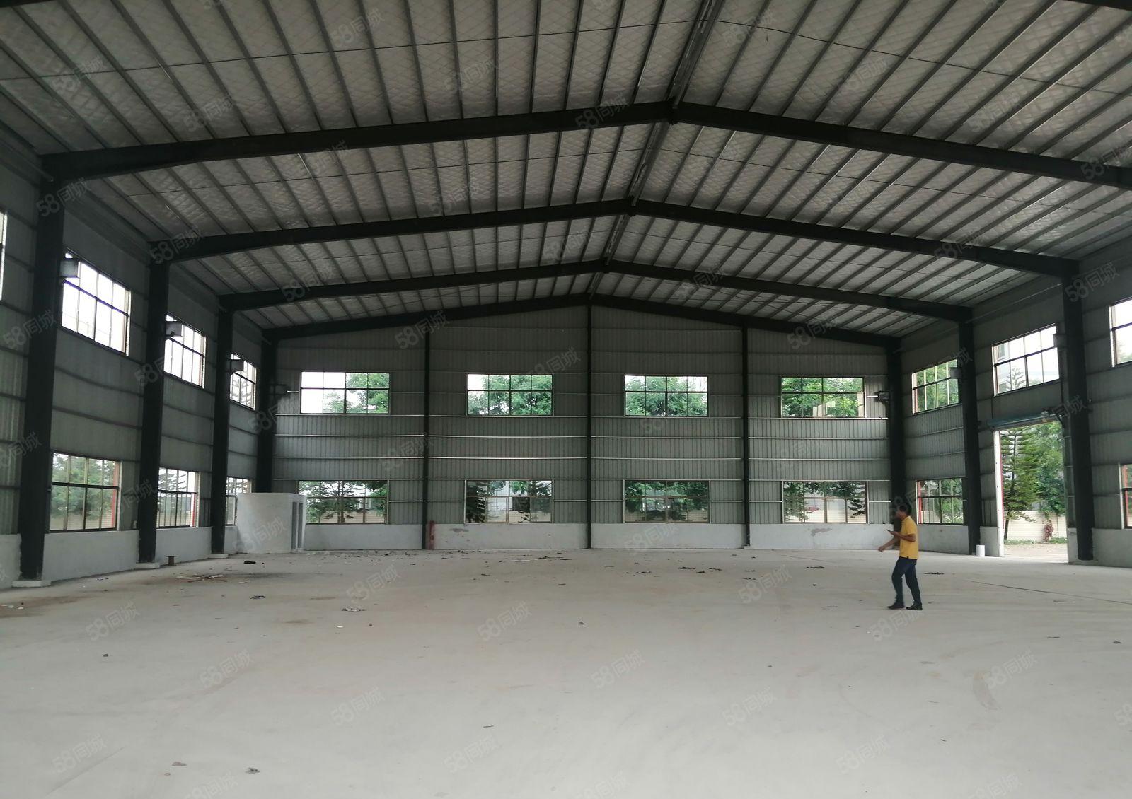 石湾镇镇铁场钢构厂房约3200平