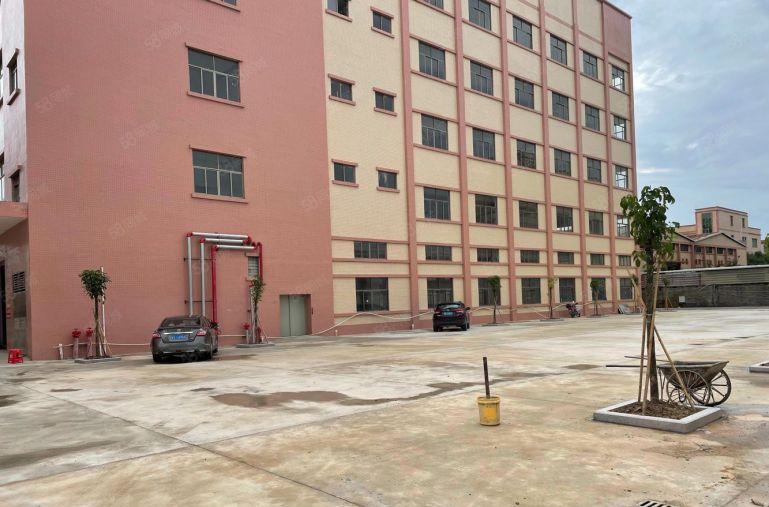 石湾镇全新标准厂房出租9500平方环境优美空地大