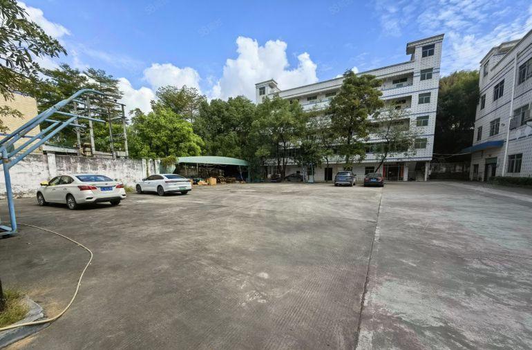 石湾原房东5000平独门独院厂房办公室仓库低价出租超大空地