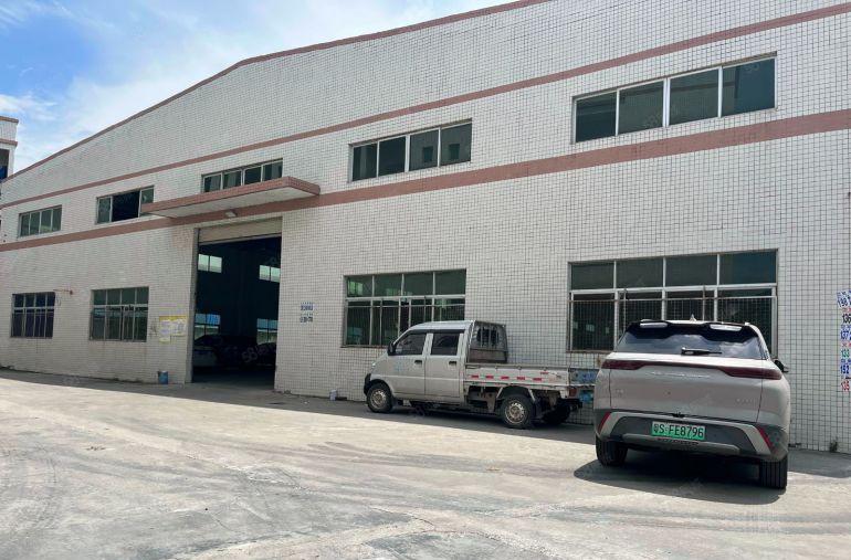 500平起分租石湾镇汽车城原房东砖墙到顶单一层厂房低价出租