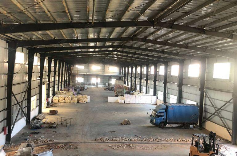 博罗石湾砖墙到钢构5850平米长度160米证件齐全带环评。