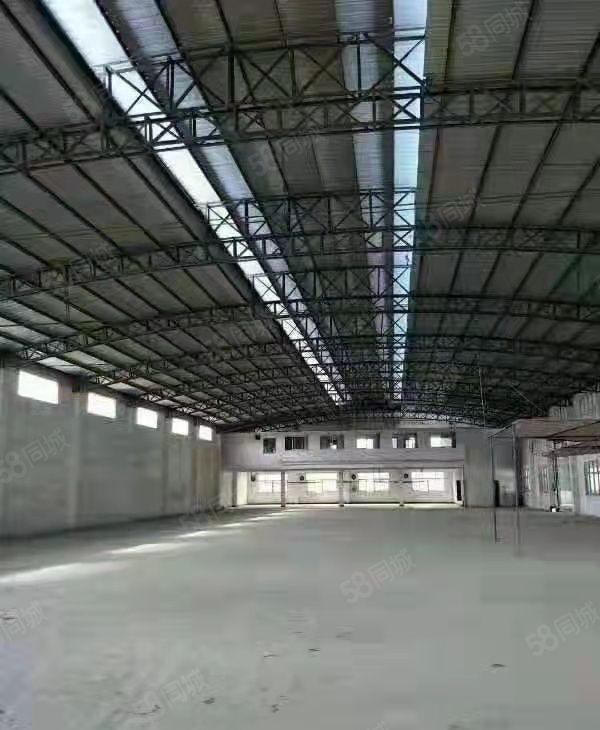 石湾钢钩中间无柱子空地大1800方厂房出租，格局方正实用