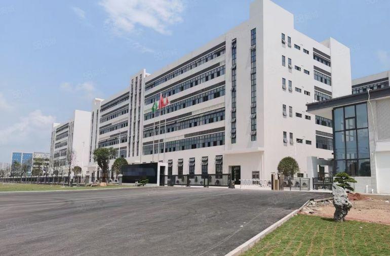 石湾高新开发区厂房低价出租10000平，大小可分高速出口附近