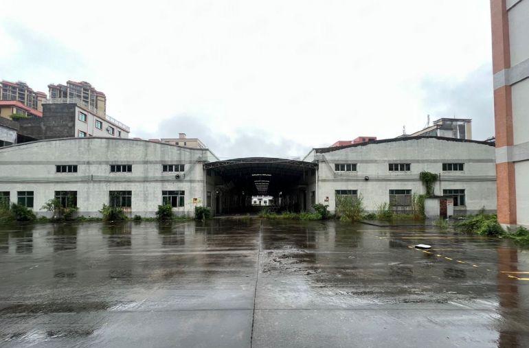 惠州博罗石湾镇砖墙到顶！花园式独院出租！空地超大！！