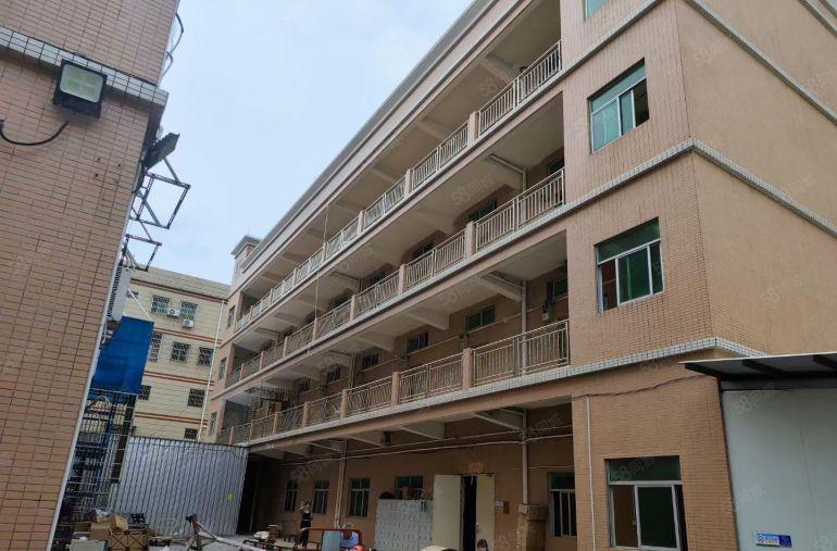 龙溪独门独院标准厂房，证件齐全，交通便利好招工