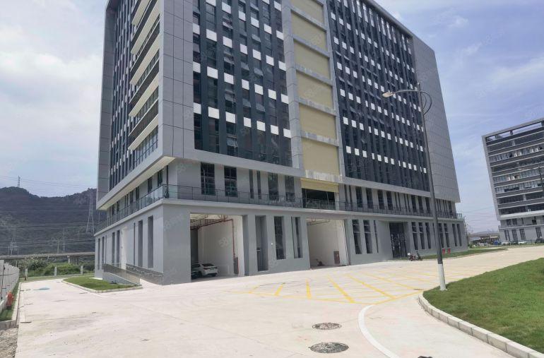 原房东博罗园洲全新标准厂房4000平可分租，玻璃幕墙