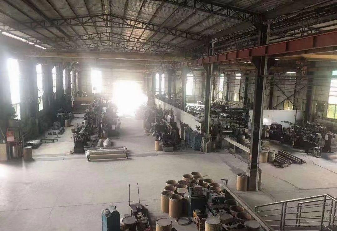 园洲镇工业区红本厂房出租3000平方，水电齐全，可做喷油喷漆