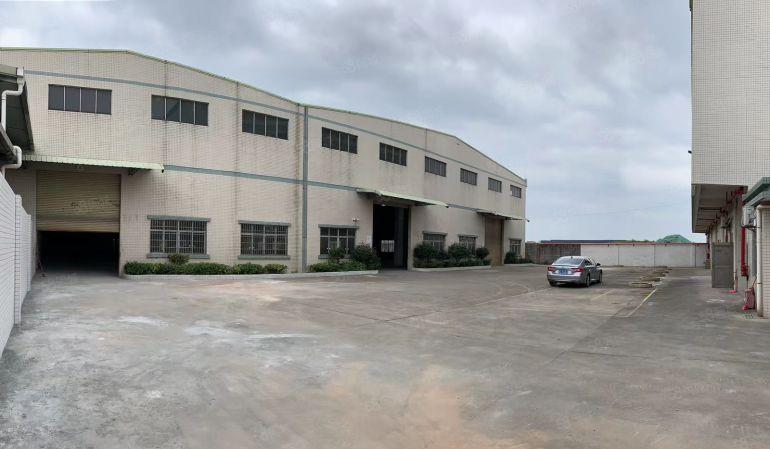 园洲原房东独院单一层厂房，10米高带4部航车免费用