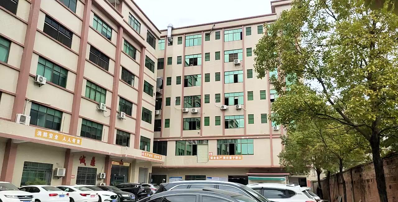 石湾镇源头工业区新出楼上分租一整层1400平方易招工