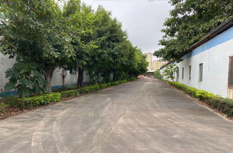 10元钢结构厂房出租大小可分租四角楼高速口独院34000平